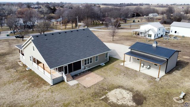 5 Locust Lane, Emporia, KS 66801