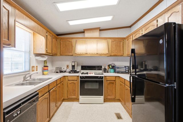 225 Heather Lane 225 Heather Lane, Fairborn, OH 45324