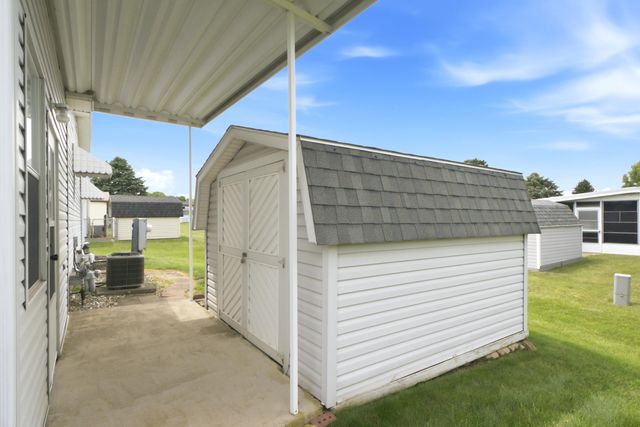 225 Heather Lane 225 Heather Lane, Fairborn, OH 45324
