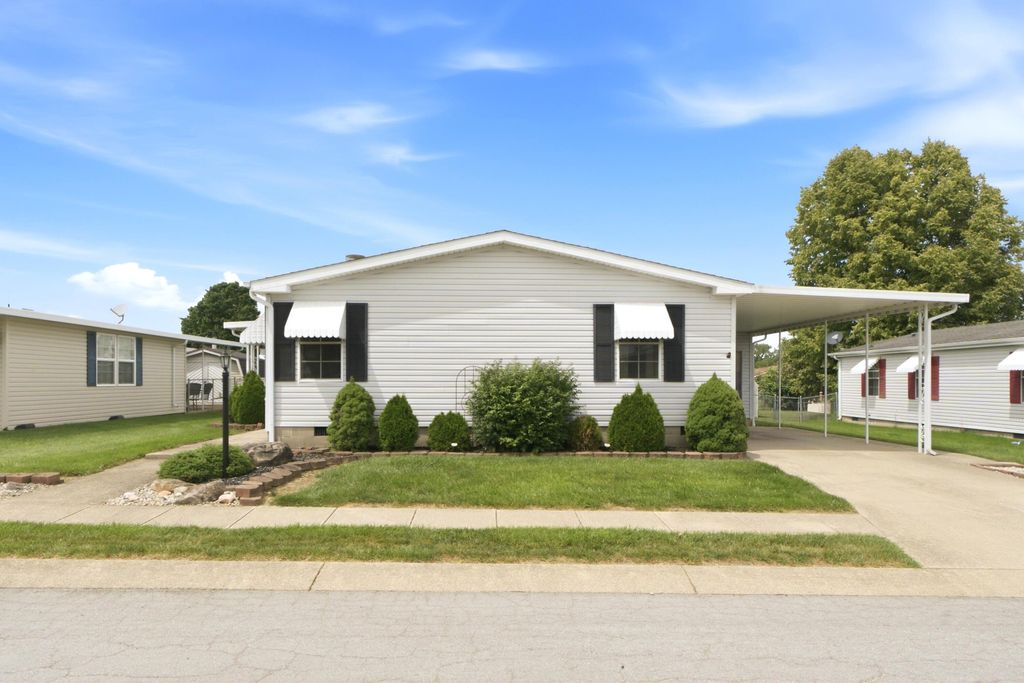 225 Heather Lane 225 Heather Lane, Fairborn, OH 45324