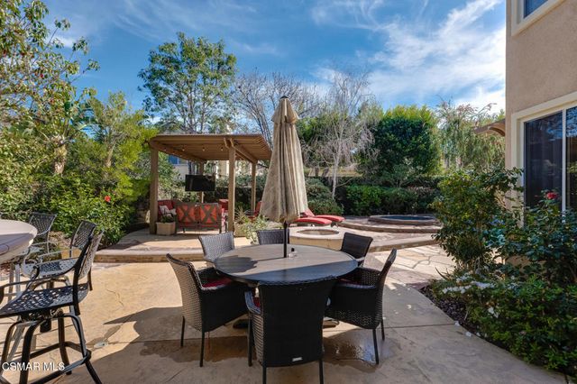 5332 Via Dolores, Newbury Park, CA 91320