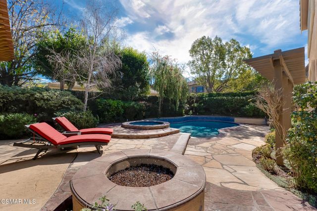 5332 Via Dolores, Newbury Park, CA 91320