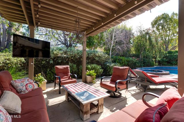 5332 Via Dolores, Newbury Park, CA 91320