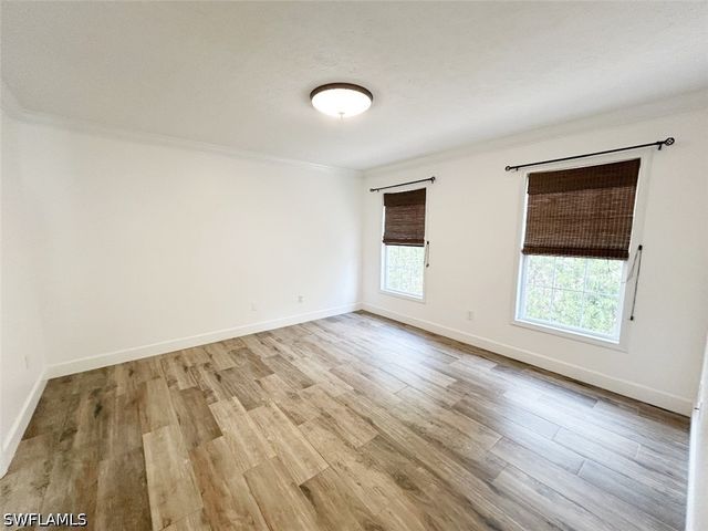 122 Leawood CIR, Naples, FL 34104