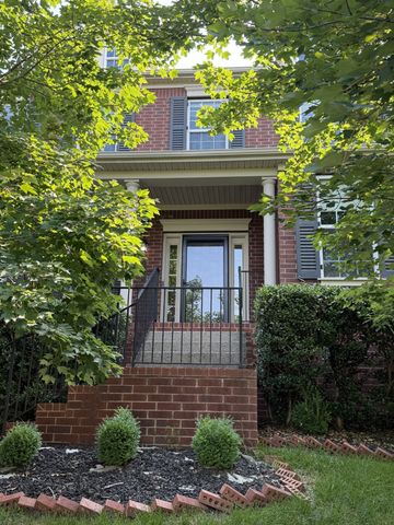 1414 Chantilly Ln, Franklin, TN 37067