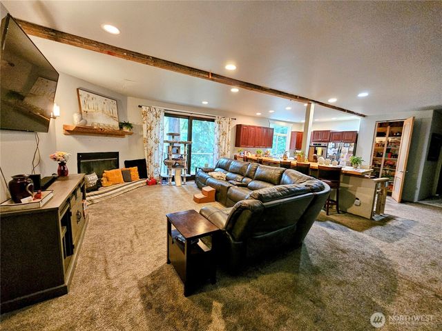 23618 SE Tiger Mountain Road, Issaquah, WA 98027