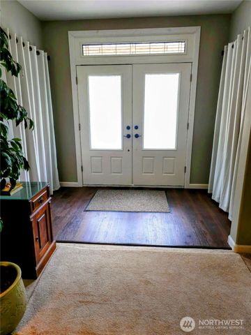 23618 SE Tiger Mountain Road, Issaquah, WA 98027