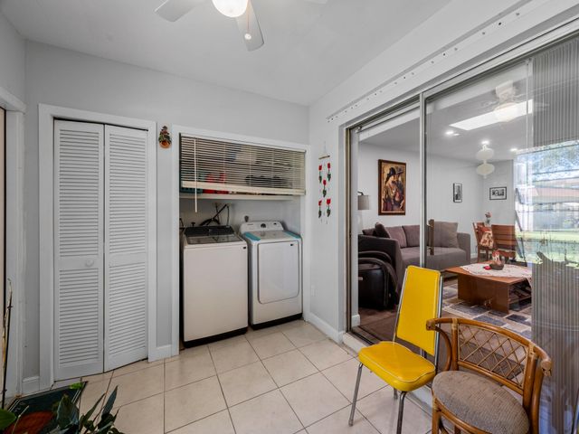 600 SW Natura Blvd B, Deerfield Beach, FL 33441