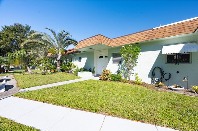 600 SW Natura Blvd B, Deerfield Beach, FL 33441