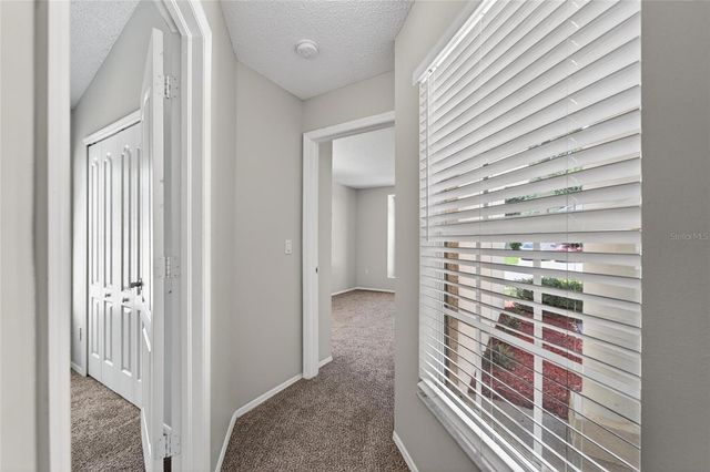 418 HENDERSON AVENUE, Seffner, FL 33584