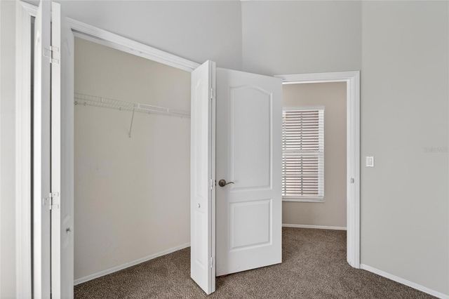 418 HENDERSON AVENUE, Seffner, FL 33584