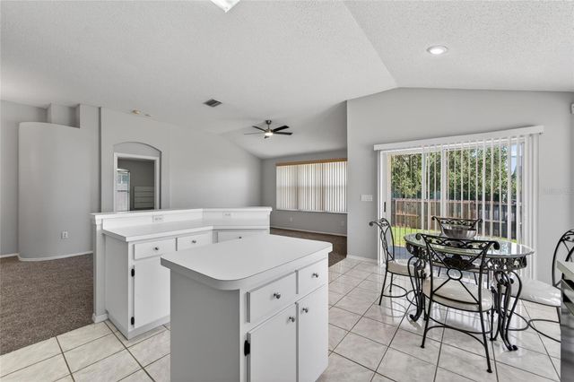 418 HENDERSON AVENUE, Seffner, FL 33584