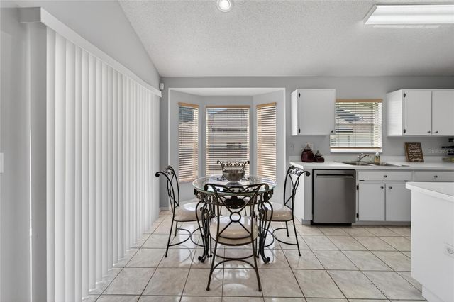 418 HENDERSON AVENUE, Seffner, FL 33584