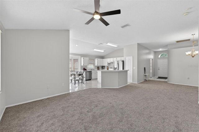 418 HENDERSON AVENUE, Seffner, FL 33584