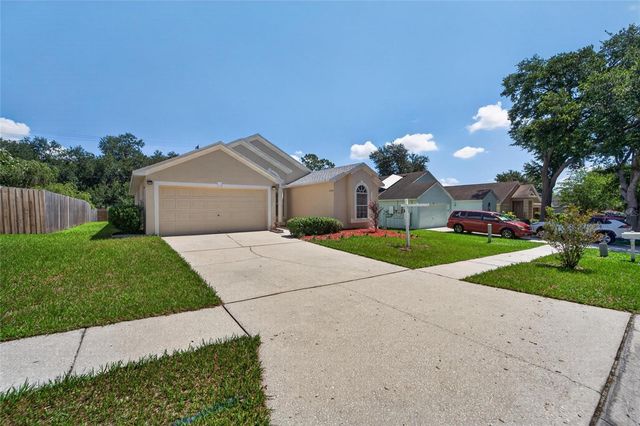 418 HENDERSON AVENUE, Seffner, FL 33584