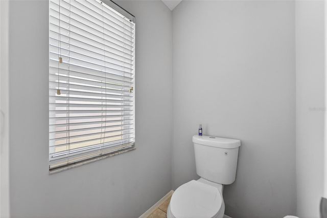 418 HENDERSON AVENUE, Seffner, FL 33584
