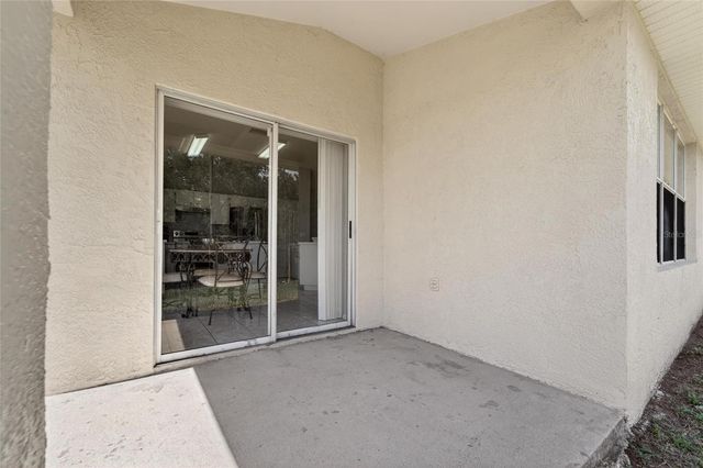 418 HENDERSON AVENUE, Seffner, FL 33584
