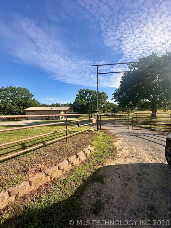 4581 Lemon, Calera, OK 74730