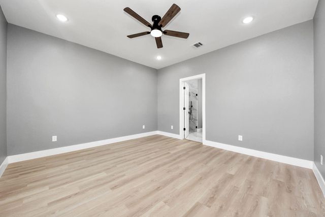 17121 Spindle Oaks Drive, Conroe, TX 77385