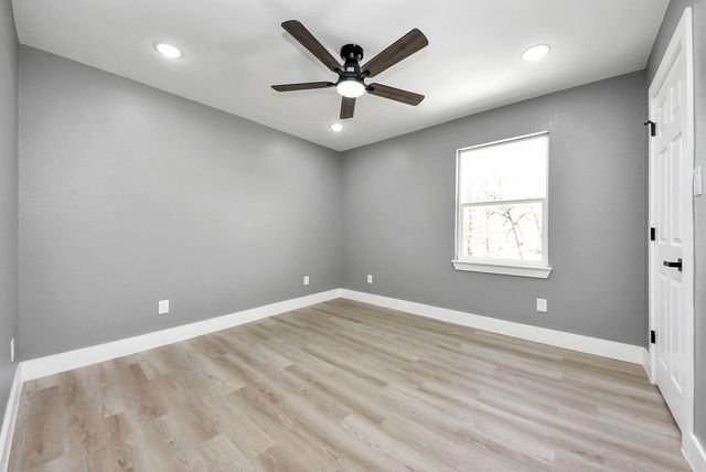 17121 Spindle Oaks Drive, Conroe, TX 77385