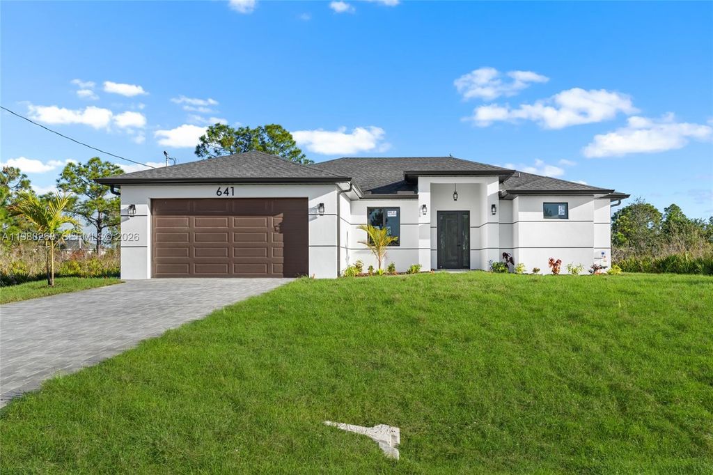 641 Camilla, Lehigh Acres, FL 33974