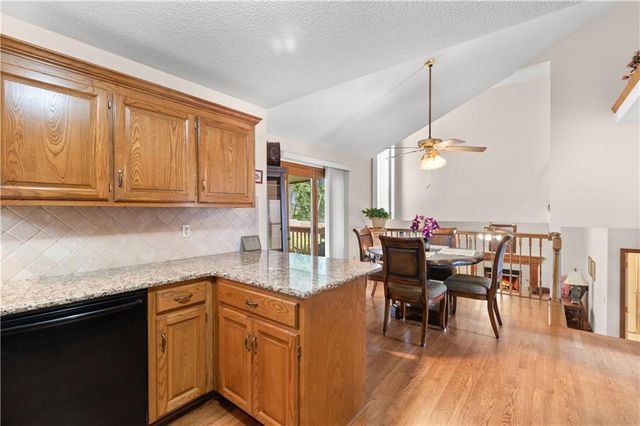 3212 Bryn Mawr Drive, Independence, MO 64057
