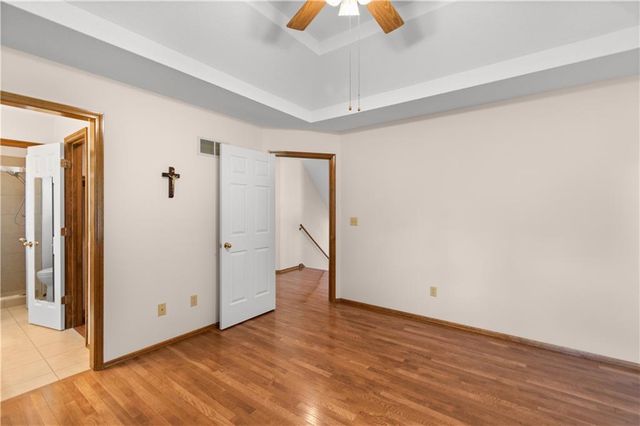 3212 Bryn Mawr Drive, Independence, MO 64057