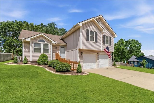 3212 Bryn Mawr Drive, Independence, MO 64057