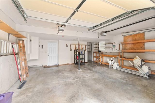 3212 Bryn Mawr Drive, Independence, MO 64057