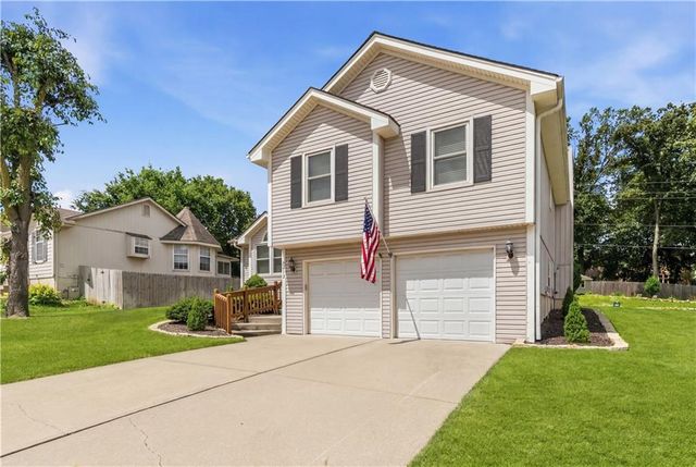 3212 Bryn Mawr Drive, Independence, MO 64057
