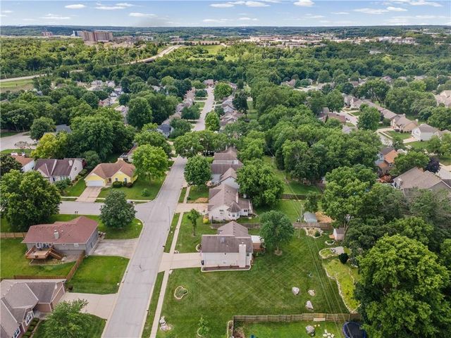 3212 Bryn Mawr Drive, Independence, MO 64057