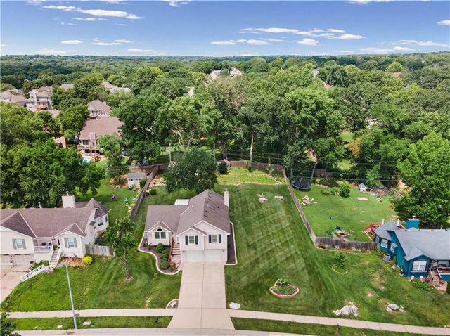 3212 Bryn Mawr Drive, Independence, MO 64057