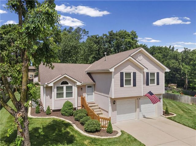 3212 Bryn Mawr Drive, Independence, MO 64057