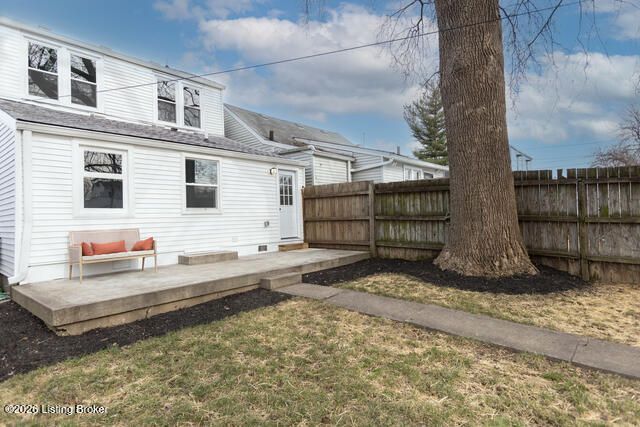 1004 Ash St, Louisville, KY 40217