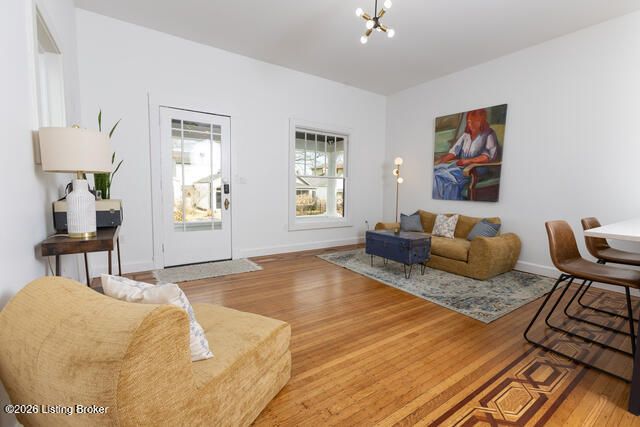 1004 Ash St, Louisville, KY 40217