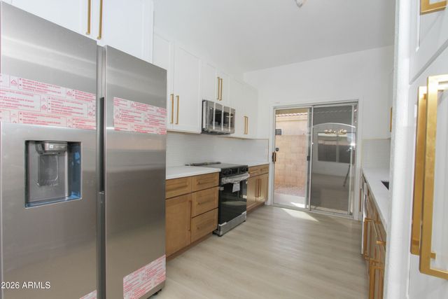 2022 E VILLA MARIA Drive, Phoenix, AZ 85022