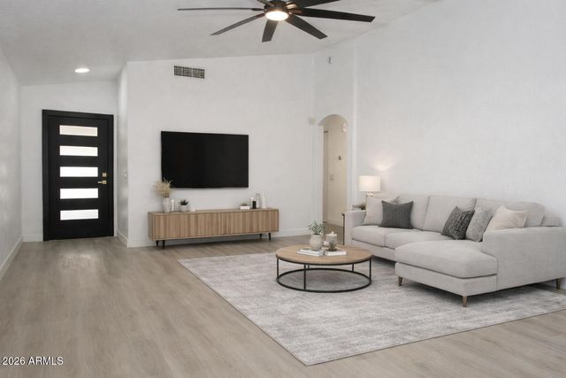 2022 E VILLA MARIA Drive, Phoenix, AZ 85022