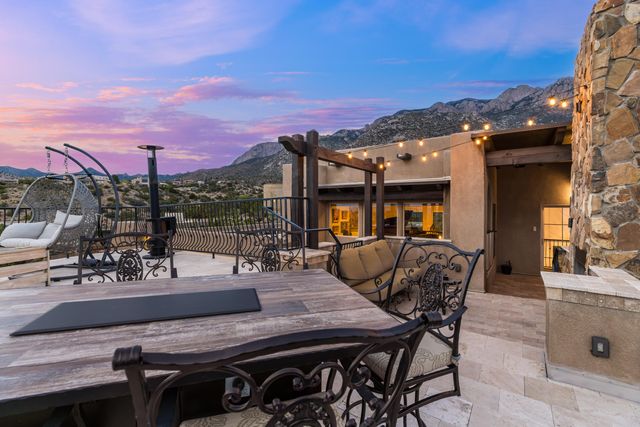 67 Juniper Hill Loop NE, Albuquerque, NM 87122