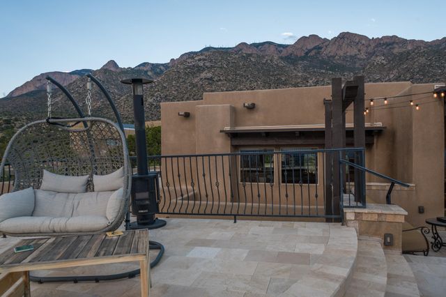 67 Juniper Hill Loop NE, Albuquerque, NM 87122