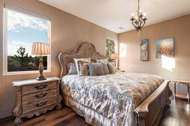 67 Juniper Hill Loop NE, Albuquerque, NM 87122