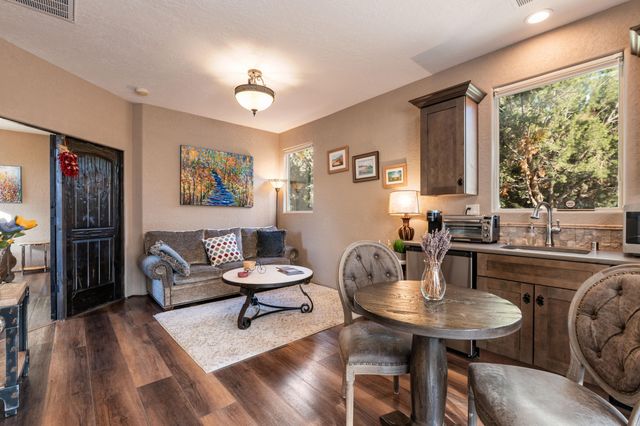 67 Juniper Hill Loop NE, Albuquerque, NM 87122
