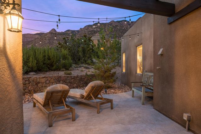 67 Juniper Hill Loop NE, Albuquerque, NM 87122