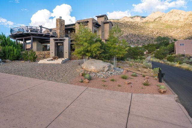 67 Juniper Hill Loop NE, Albuquerque, NM 87122