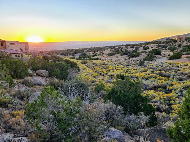 67 Juniper Hill Loop NE, Albuquerque, NM 87122