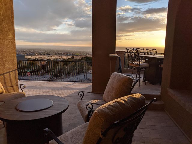 67 Juniper Hill Loop NE, Albuquerque, NM 87122
