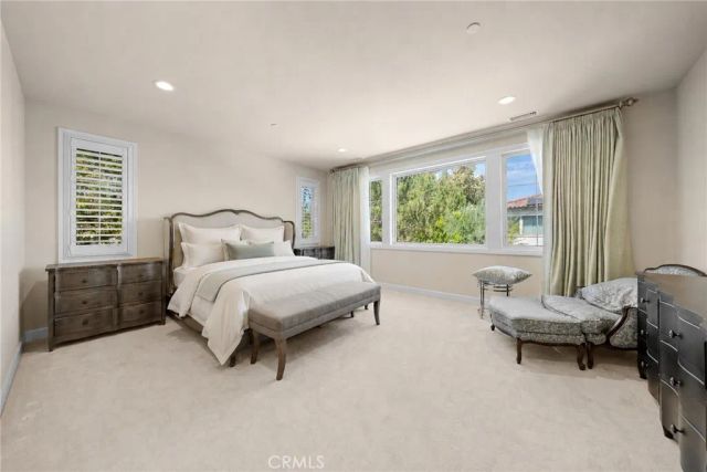 113 Gentle Breeze, Irvine, CA 92602