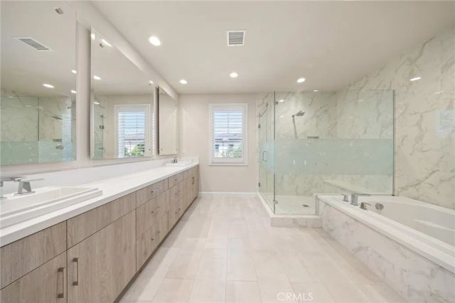 113 Gentle Breeze, Irvine, CA 92602