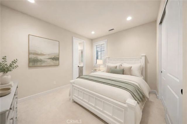 113 Gentle Breeze, Irvine, CA 92602