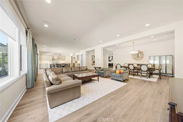113 Gentle Breeze, Irvine, CA 92602