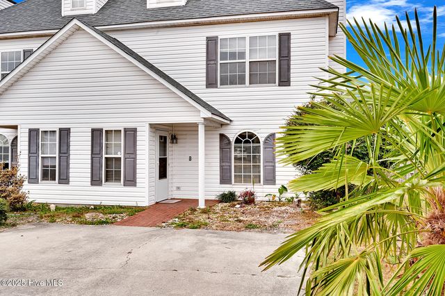 3032 Edward Court B, Winterville, NC 28590